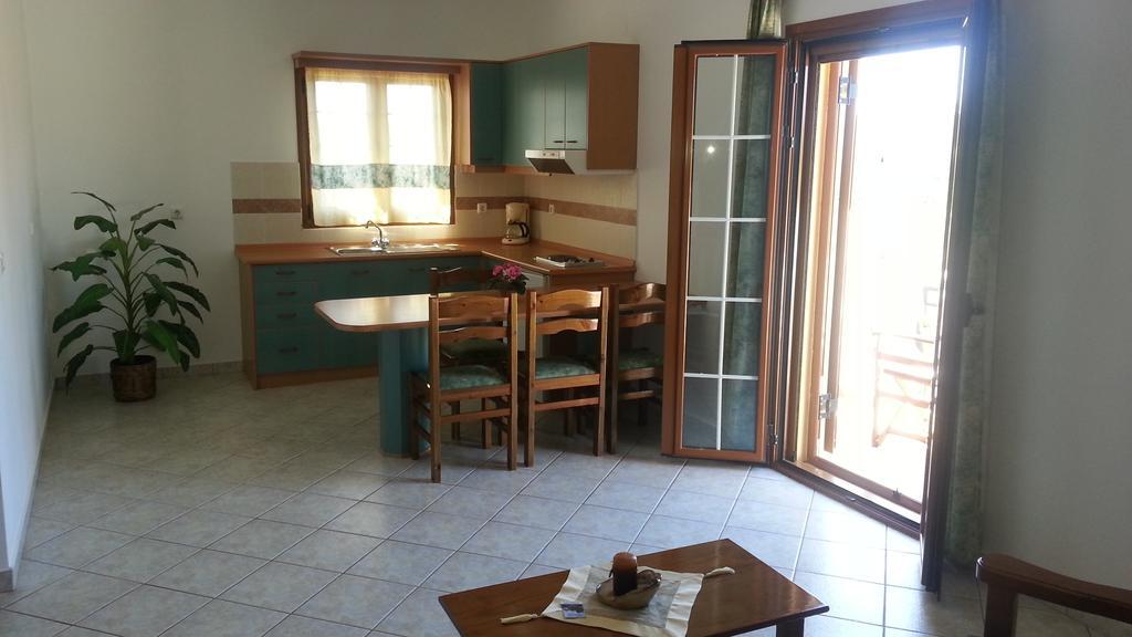 Cerigo House Apartment Kondolianika Luaran gambar